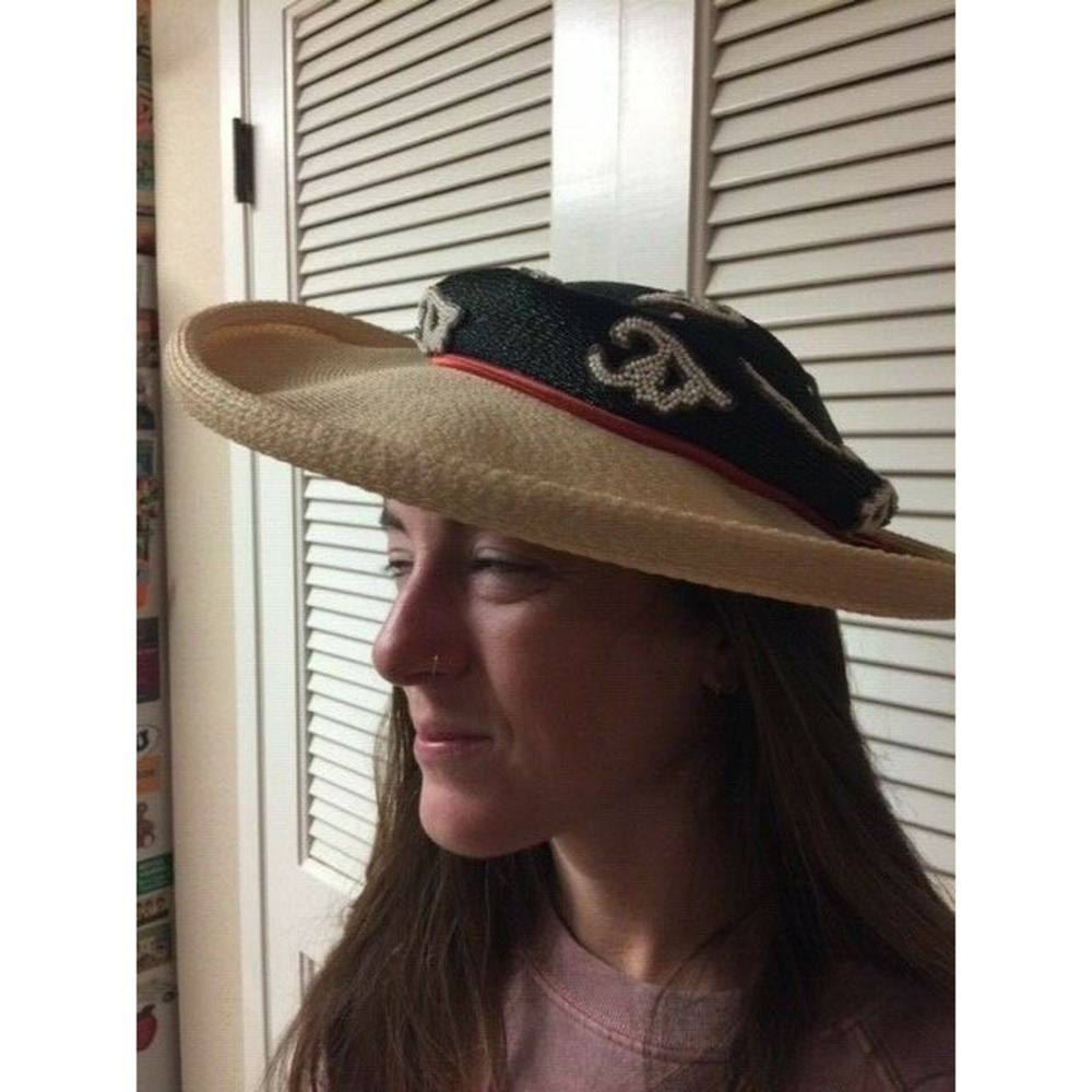 Vintage women's hat Bead embellishments